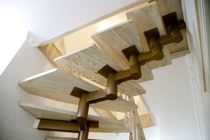 Сходи металодерев'яні